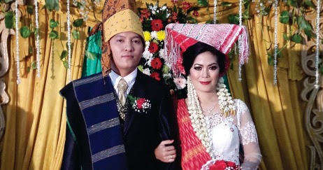 RIAS iPENGANTINi iBATAKi GITA SALON RIAS iPENGANTINi iBATAKi GITA SALON