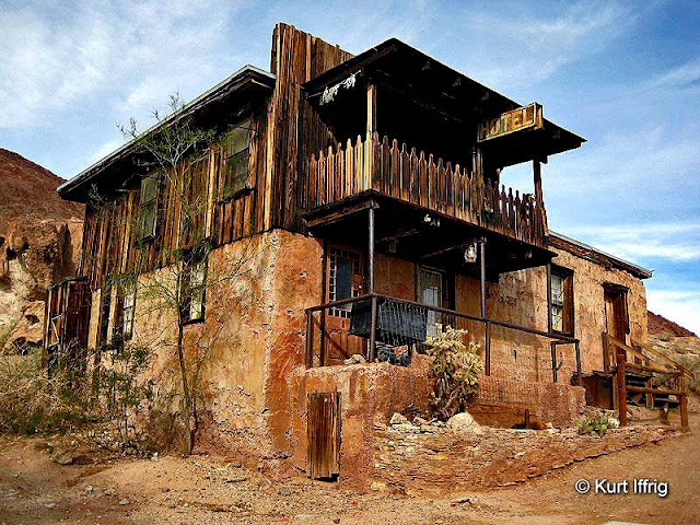 Hank's Hotel is not an original structure, but was re-created from old photos of Calico.