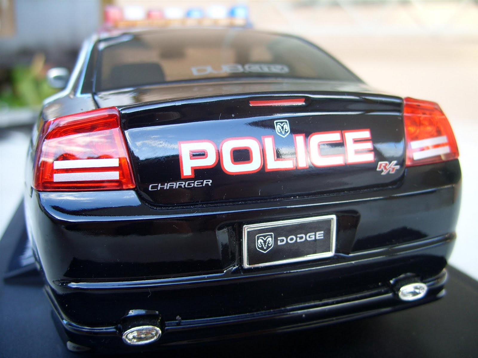 DODGE MAGNUM R/T Police 1/18 Jadat Toys EUR 160,00 - FR