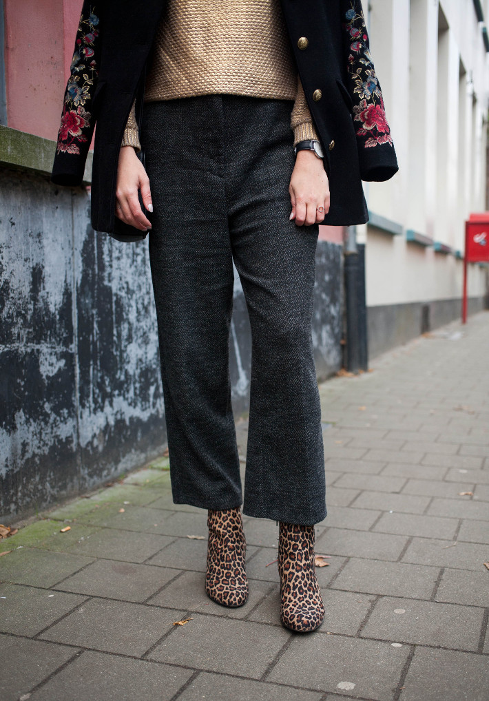 Outfit: cropped tweed trousers, leopard boots