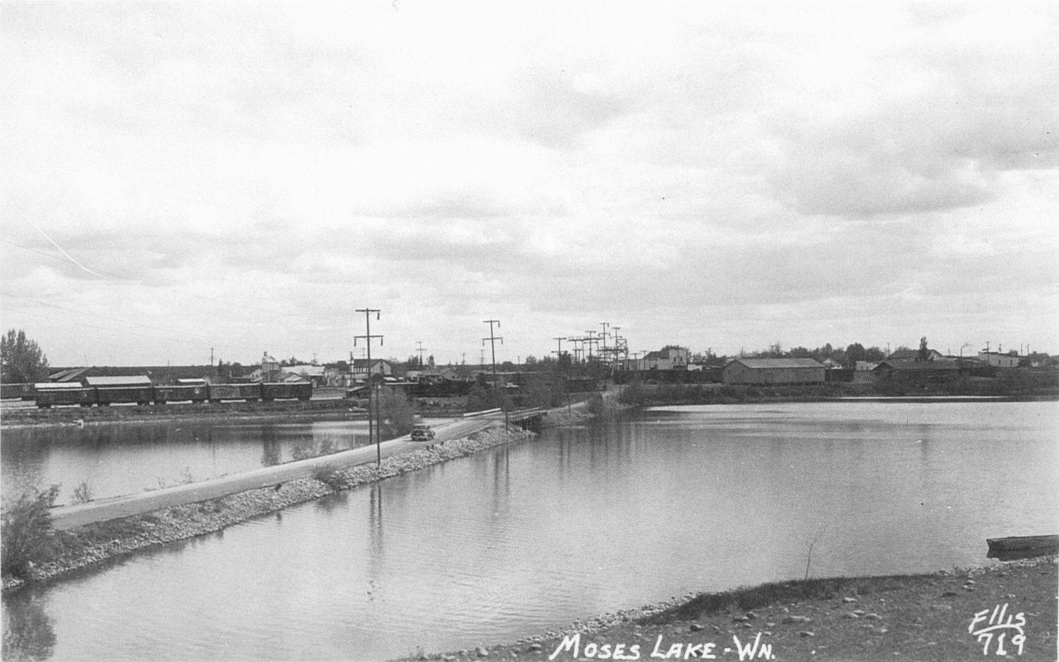 Big Bend Railroad History: 1940s Moses Lake Photo