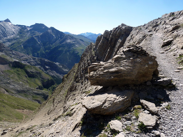 PETIT ASTAZOU (3.015m) y GRAND ASTAZOU, 3.071m (Un espectácu P1200544%2B%2528FILEminimizer%2529