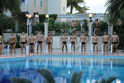 Candidatos a Mister Brasil 2015 desfilam de sunga em prova de moda praia. Foto: Leonardo Rodrigues