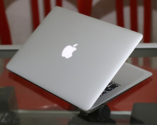 MacBook Air 13.3 Inch Core i5 - Early 2015