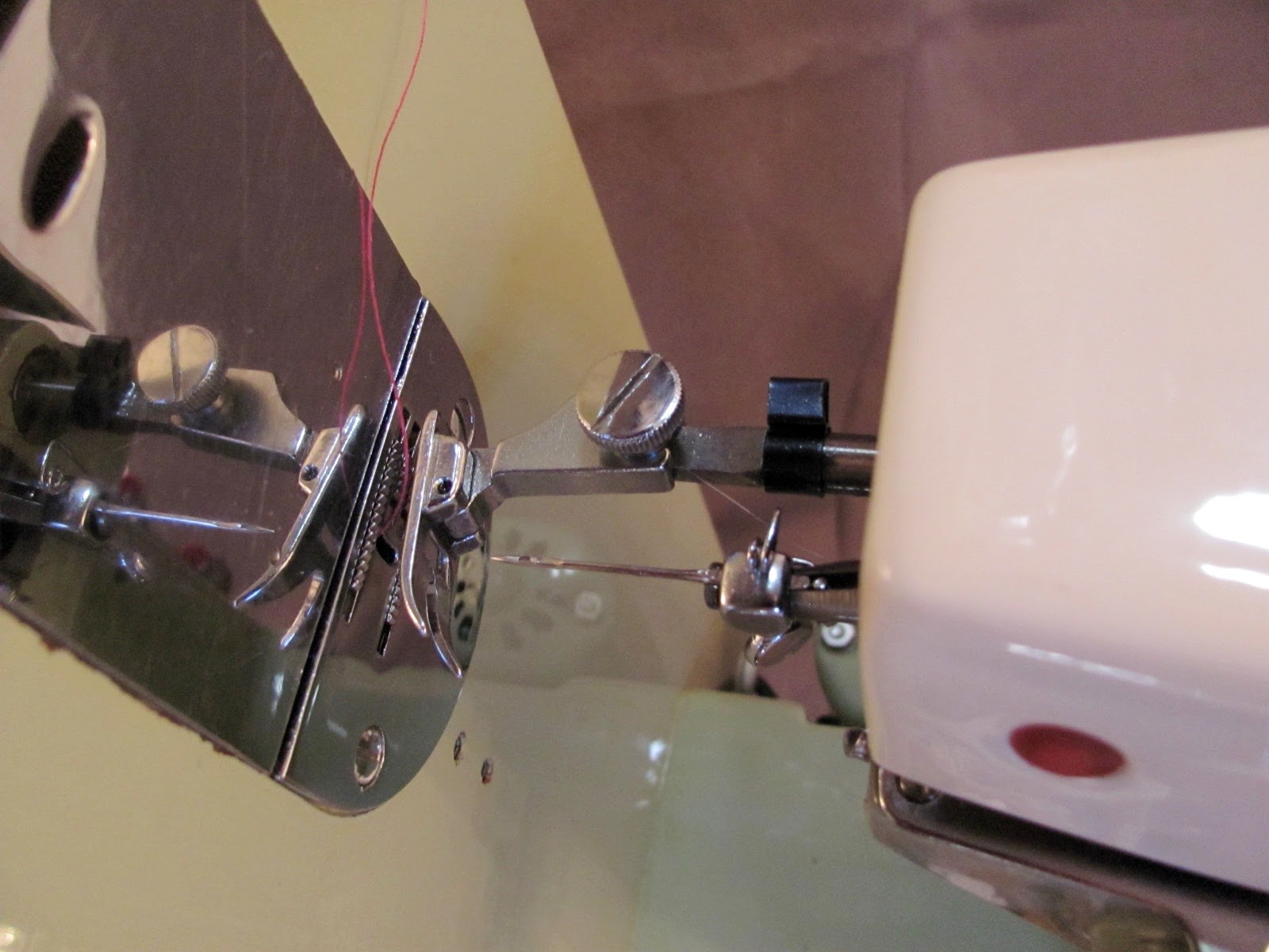 The Sewing Machine Rescue Dressmaker 205 White or Dial n Sew Sewing