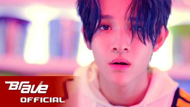 Samuel vuelve a los escenarios con �EYE CANDY Samuel vuelve a los escenarios con �EYE CANDY