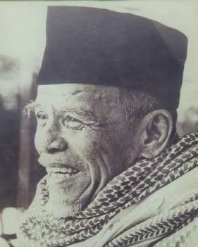 Buya Hamka, Tokoh Ulama dan Sastrawan ~ Bahasa Indonesia