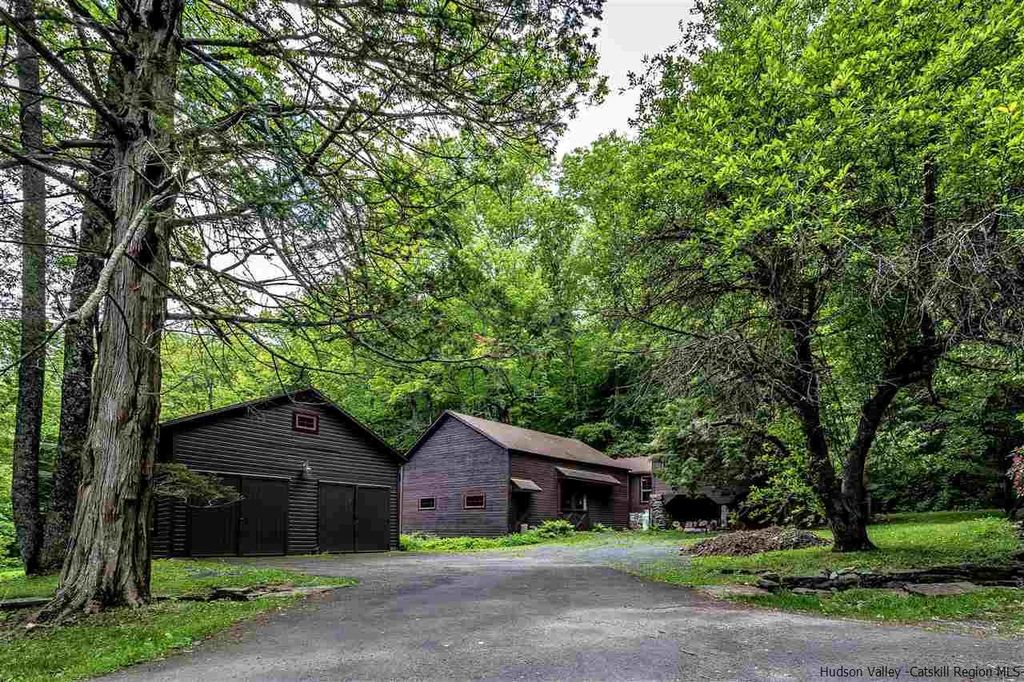 Sweet House Dreams Mayfair Lodge 1850 Adirondack Style Cabin in
