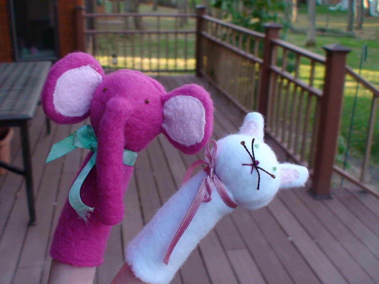 IN THE FOLD Finger Puppets