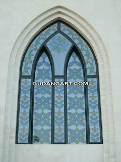 jendela+kaca+patri+masjid+BMD+dua