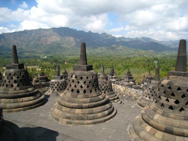 Transport Jogja: Borobudur Temple