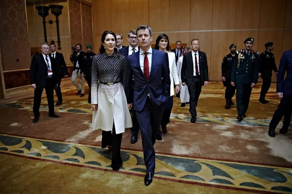 Crown Princess Mary of Denmark and Crown Prince Frederik of Denmark attended the official opening of "Denmark-Saudi Arabia Business Forum" in the capital city of Saudi Arabia, Riyadh. Crown princess Mary wore Missoni coat