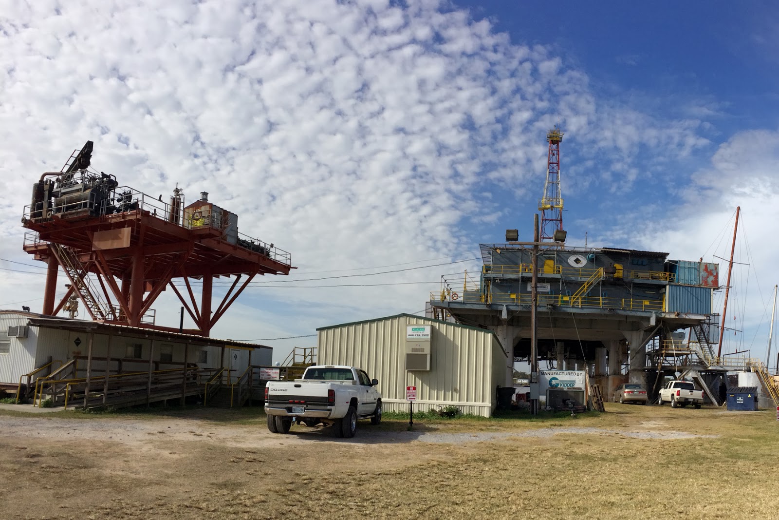 Dirty South: Mr. Charlie - Oil Rig