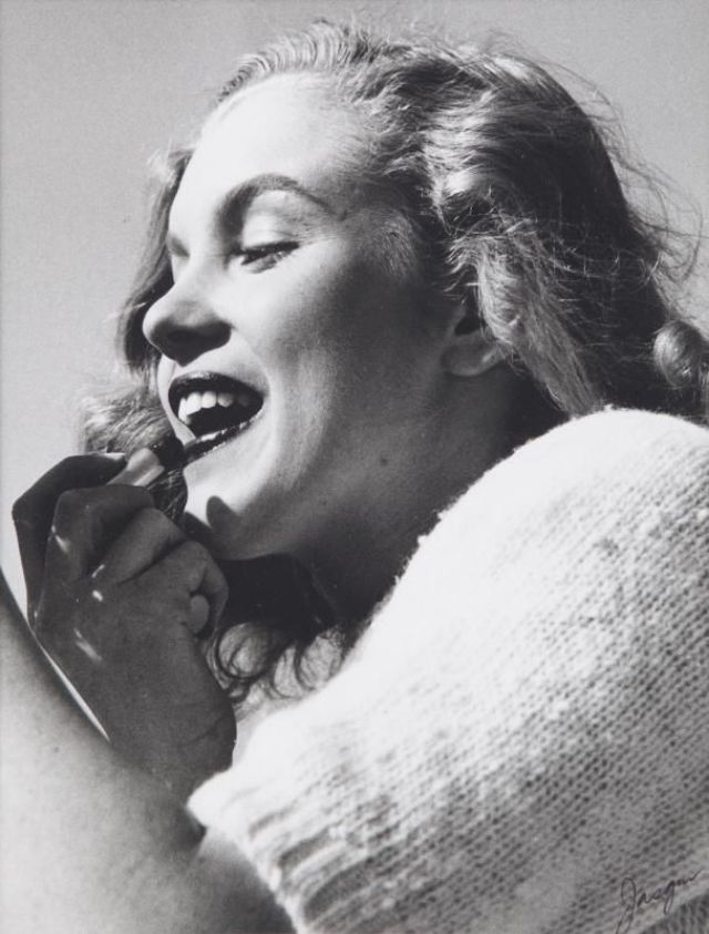 Marilyn Monroe's First Photo Shoot by Joseph Jasgur in 1946 ~ vintage ...