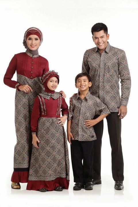 Model Busana Muslim Batik Sarimbit Keluarga