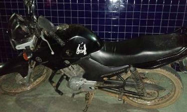 Polícia Militar recupera em Jacobina moto roubada em Pindobaçu