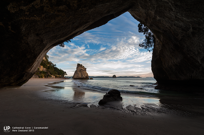 The beach of Coromandel framed with The Acrh of Cathedral Cove, recorded the beautiful texture of foreground cliff and rocks while maintaining the sky and beach vivid color