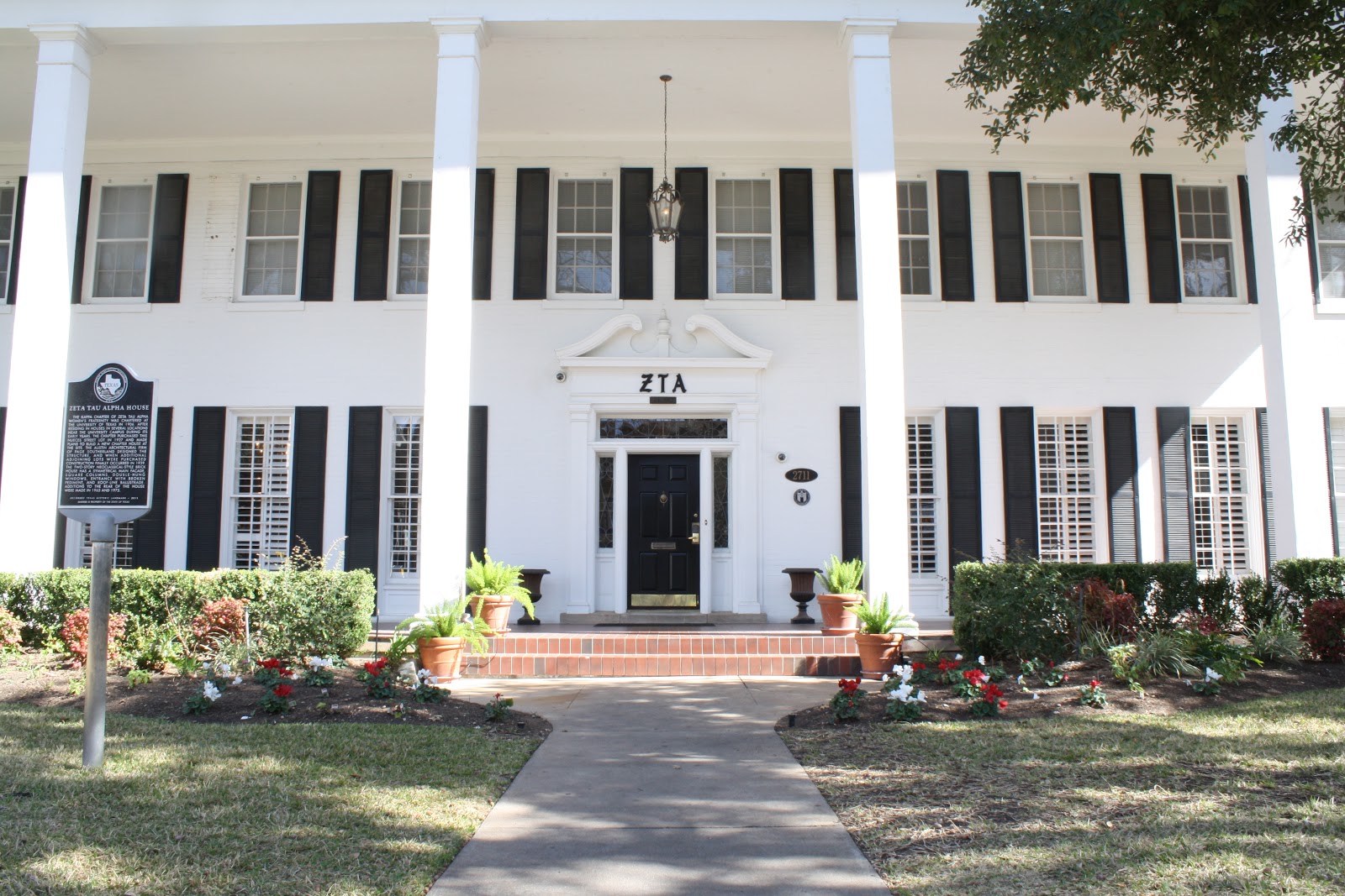 Zeta Tau Alpha University of Texas at Austin February 2013
