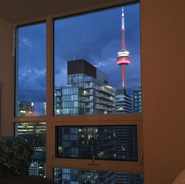 The CN Tower at Dusk - Toronto, Ontario - Tori's Pretty Things Blog