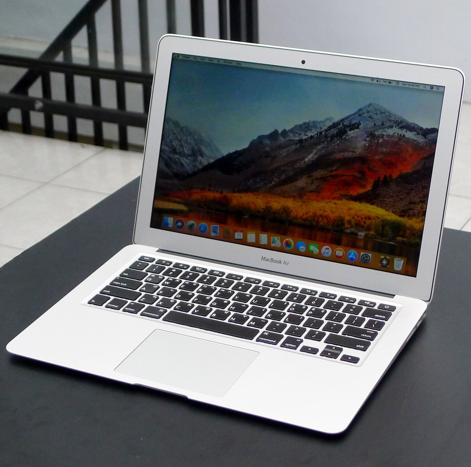 harga macbook air 13 inch 2015