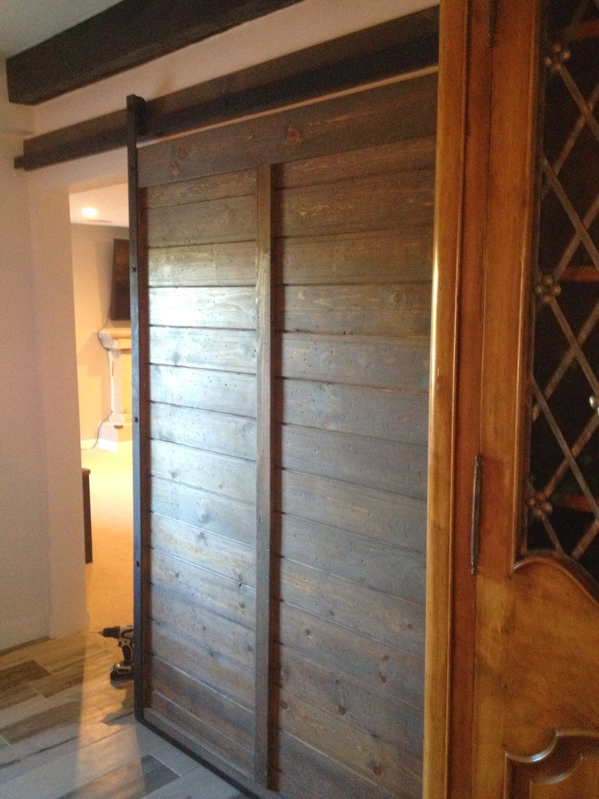 ARIZONA BARN DOORS Horizontal Plank Style Barn Door