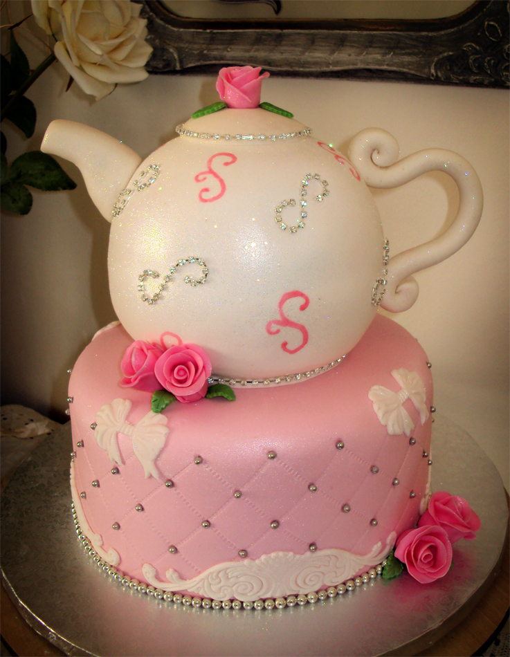 Delana39;s Cakes: Teapot Cake