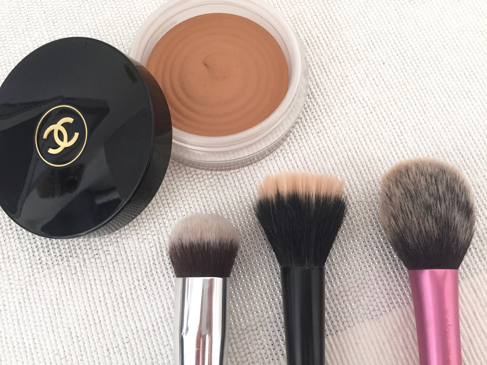 chanel foundation brushes