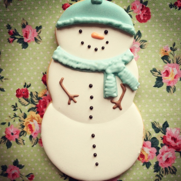 Bola de nieve con muñeco-galleta
