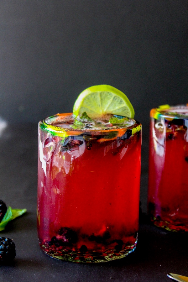 These super fresh and delicious Blackberry Mojitos are the perfect simple mixed drink for the summer!