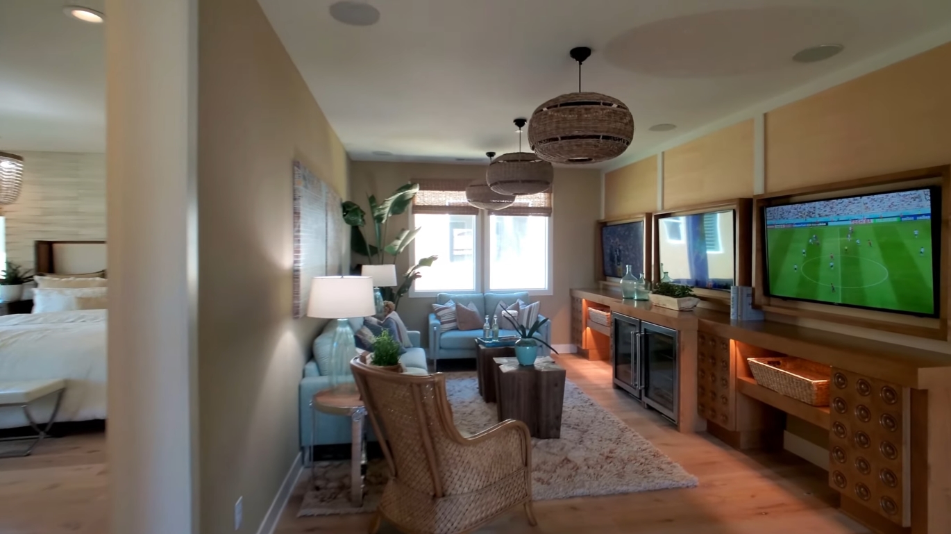 28 Photos vs. Model Home for Sale | Luxury Home in Santa Clarita, CA vs. Interior Design Tour
