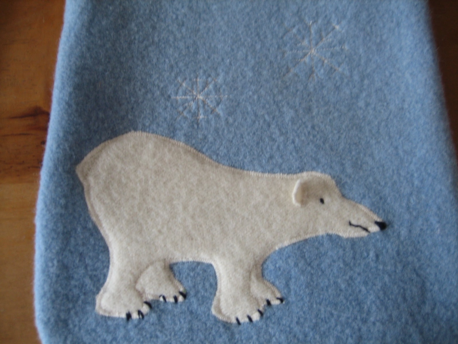 Zippity Doo dah; flowers made from vintage zippers