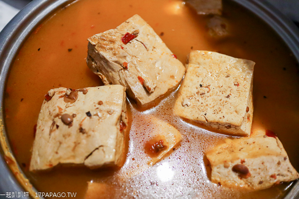 清食堂養生蔬食百匯|台中南區素食吃到飽只要250元|懷舊風用餐區 清食堂養生蔬食百匯|台中南區素食吃到飽只要250元|懷舊風用餐區