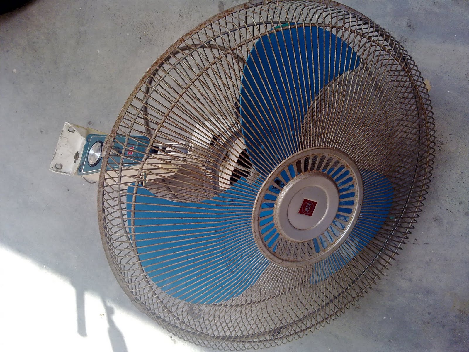 Kipas Kdk 5 Bilah Spinning My Head My House Story Nak Cari Kipas