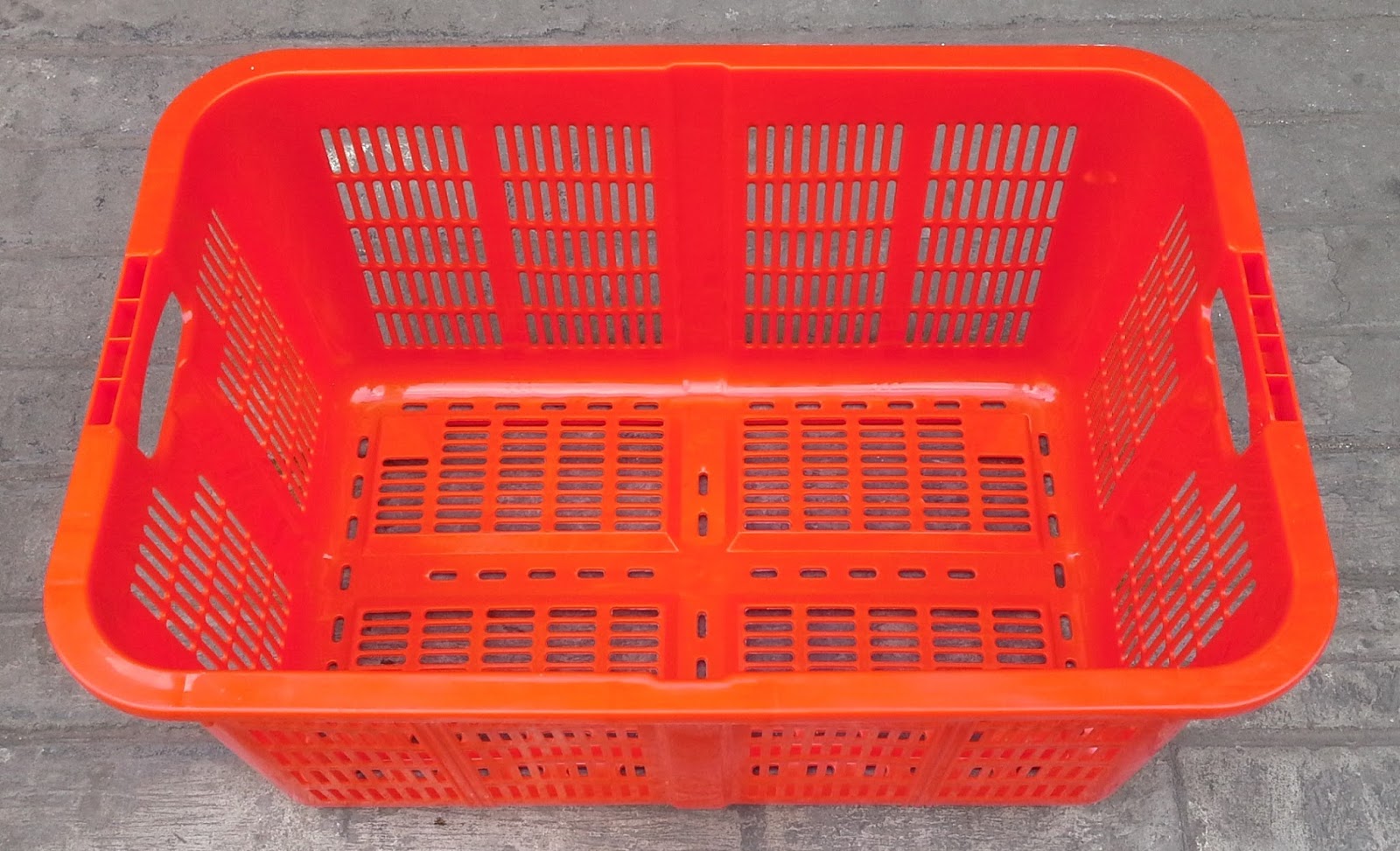 Selatan Jaya distributor barang plastik furnitur Surabaya