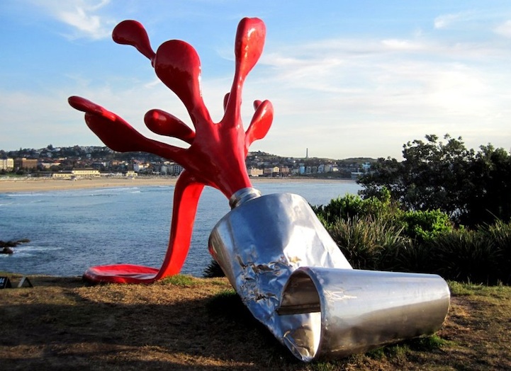 astelvio: Giant Paint Splash Sculpture by Tomas Misura