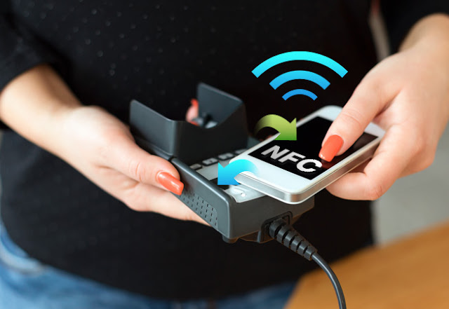 iPhone 6 được trang bị công nghệ NFC truyền kết nối tới các thiết bị ngoại vi