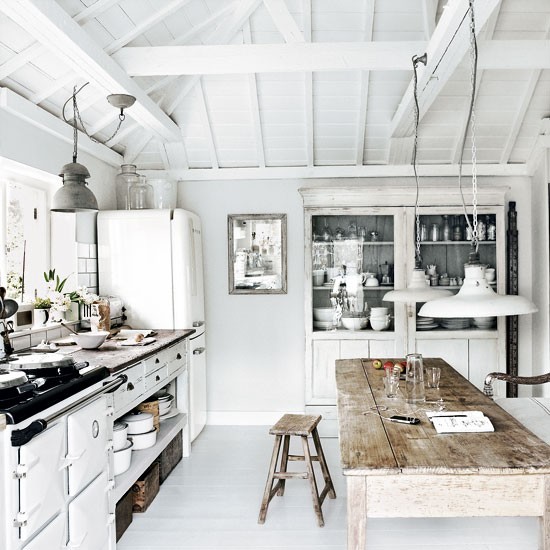 My Scandinavian Home A Beautiful White Cottage By The Sea So Here S A Little Inspiration Beautiful 18th Century Summer Cottage By The Sea In Cornwall England It Had Me At All White