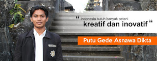 Inspirasi bagi warga desa bisa datang dari mana saja, tak terkecuali dari fenomena yang dimiliki sejak 1920-an dan Pak Putu Gede Asnawa Dikta adalah seorang mahasiswa yang berusaha merevitalisasi keunggulan tersebut. Hanya dalam kurun waktu selama 4 tahun saja, ia telah berhasil merealisasikan programnya pada sektor primer (pertanian) dan sektor tersier (pariwisata).   Saat ini, Masyarakat di Desa Sibetan, Kabupaten Karangasem, Bali, berani memPROKLAMIRkan daerahnya sebagai wilayah AGROWISATA BARU di Pulau Dewata. Bahkan mereka juga telah mampu mengolah buah salak menjadi beragam kebutuhan panganan, mulai dari manisan, dodol, keripik, sirup, caramel, hingga produk kopi. Serta dari sekian jenis olahan, salak pun bisa menghasilkan minuman khas dari Budaya Italia dan sejak tahun 2013, mereka sudah mengekpor produk tersebut ke Eropa.   UNIK-nya lagi! Anda dan para wisatawan yang datang, TIDAK akan pernah menemukan HOTEL disana. Jadi, setiap masyarakat desa siap memberikan fasilitas home stay (rumah singgah) dan paket field trip (jalan-jalan berkeliling desa), serta menghadirkan khasanah budaya Pulau Dewata pada setiap perjumpaan. . . . . . . Wow, Menarik sekali tampaknya.