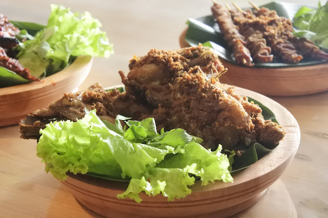 Waroenk Talubi, Destinasi Kuliner Bogor Dengan Menu Khas Warisan Oma