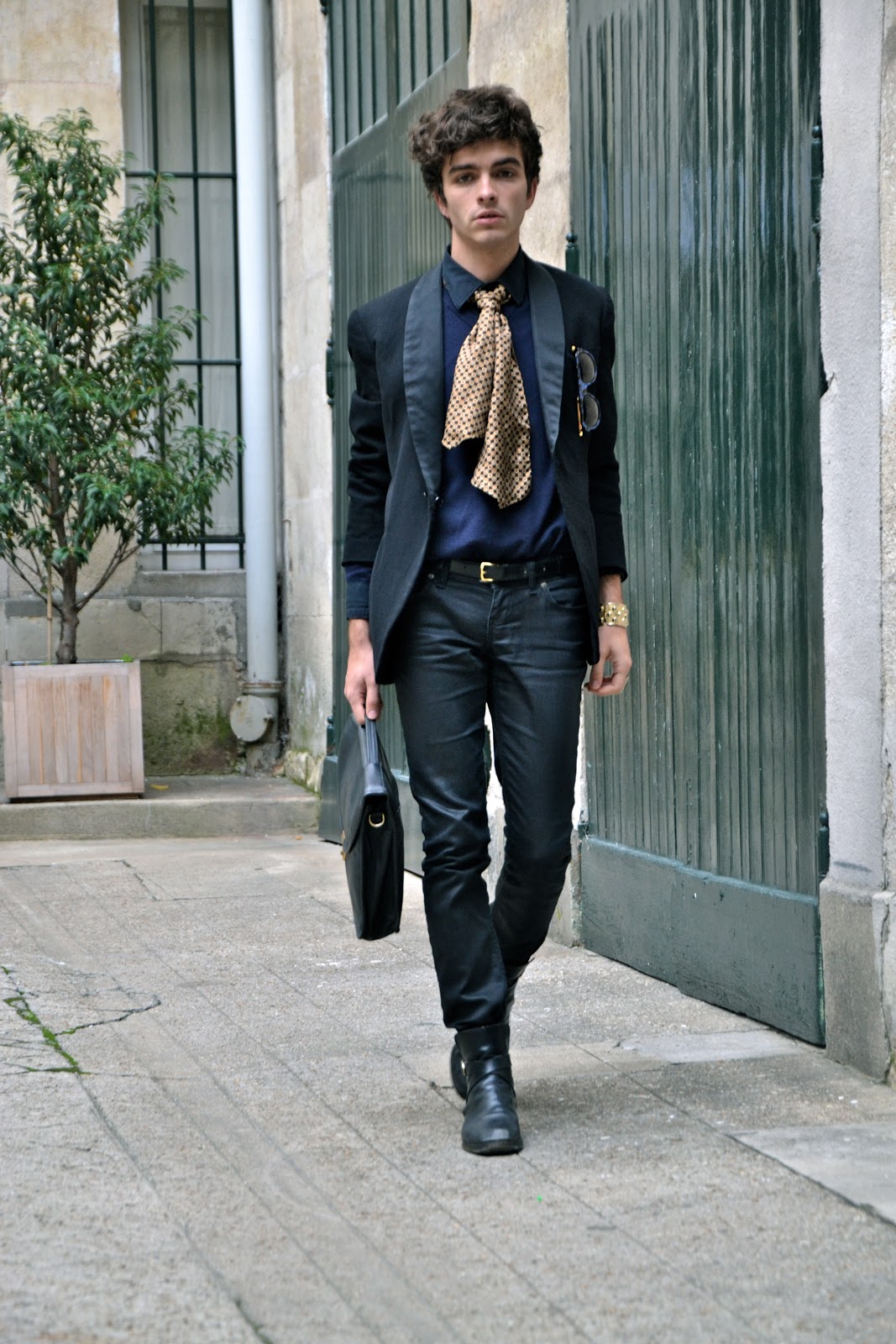 BLOG MODE HOMME PREPPY DANDY CONSEIL STYLE PARIS ELEGANCE TENDANCE JEUNE MENSFASHION BLOG MODE HOMME PREPPY DANDY CONSEIL STYLE PARIS ELEGANCE TENDANCE JEUNE MENSFASHION