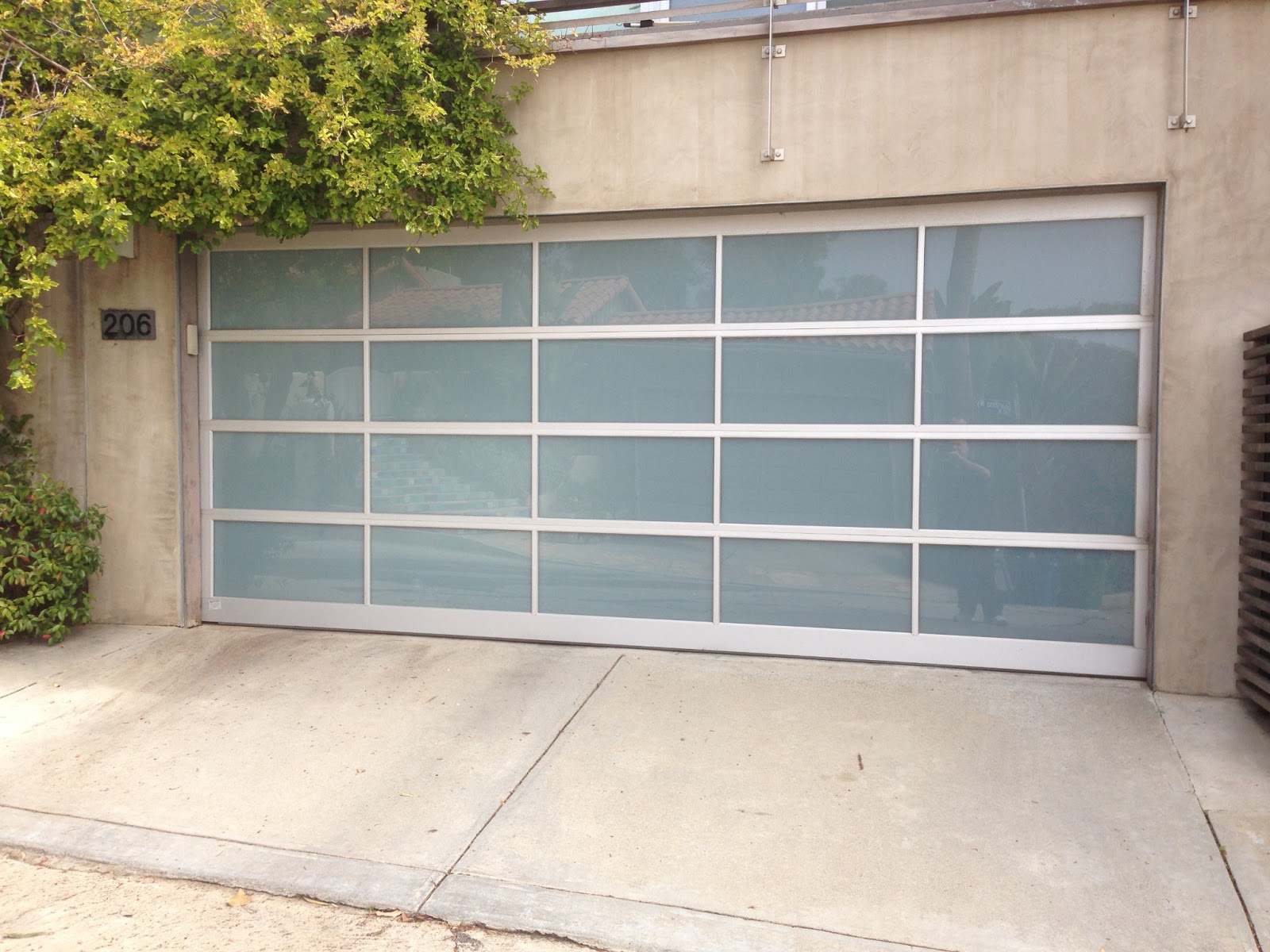 Manhattan Beach Garage doors