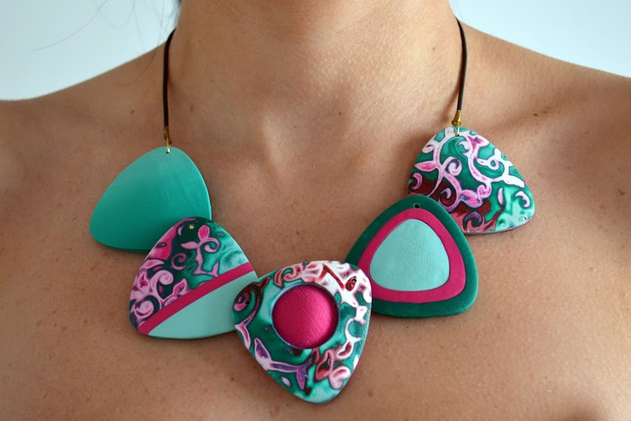 collar hidden magic en arcilla polimérica