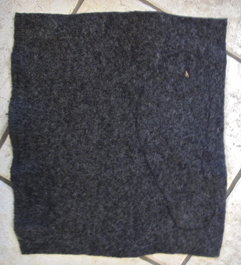 Resweater: It's Tutorial Tuesday - recycled wool shoe/boot insoles!