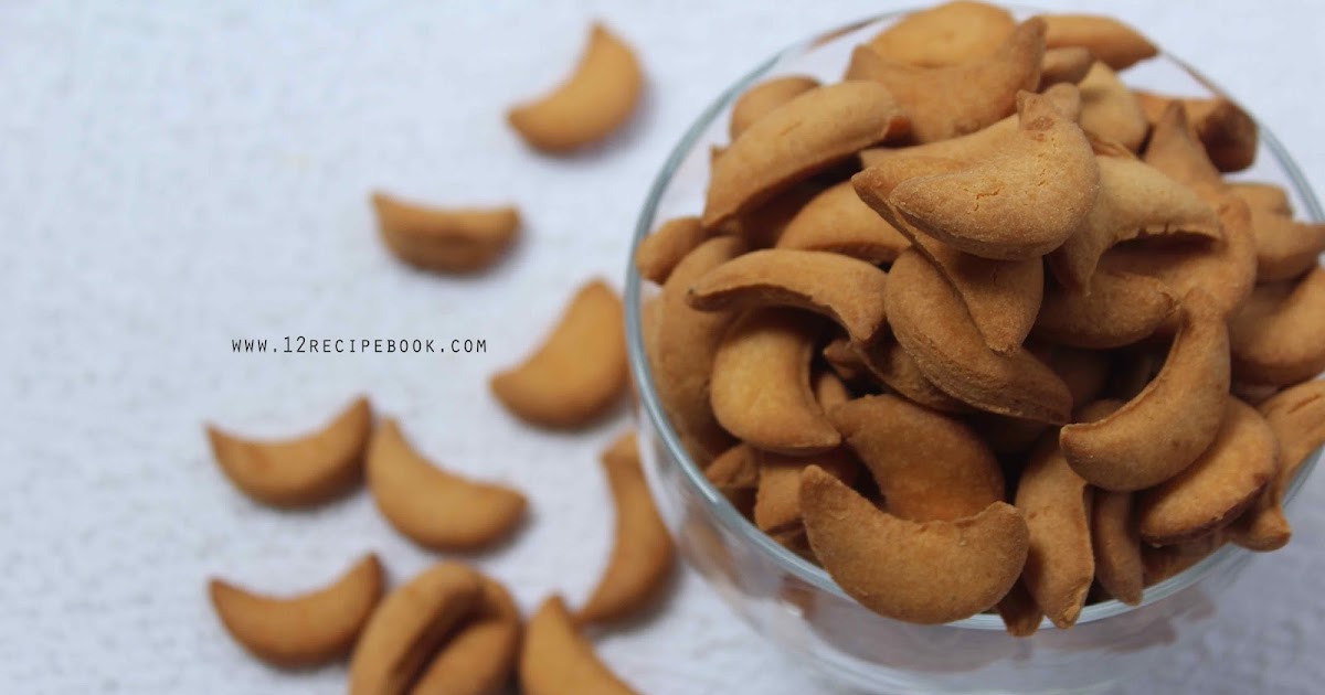 Maida Biscuit / Halfmoon cookies Recipe Book