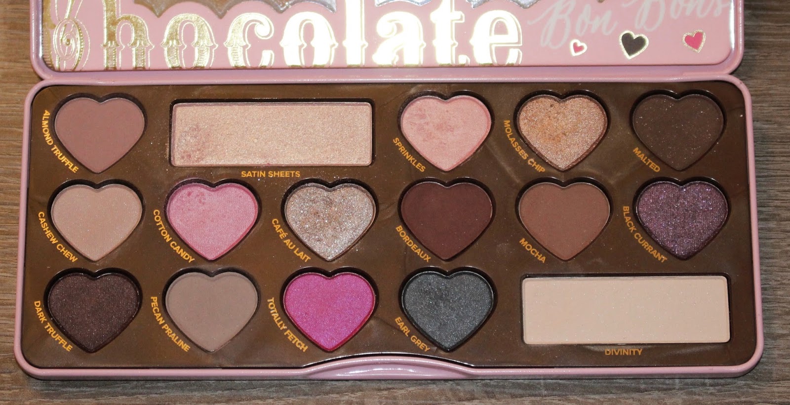 anti haul blog decluttering and depotting too faced chocolate bon too faced satin sheets