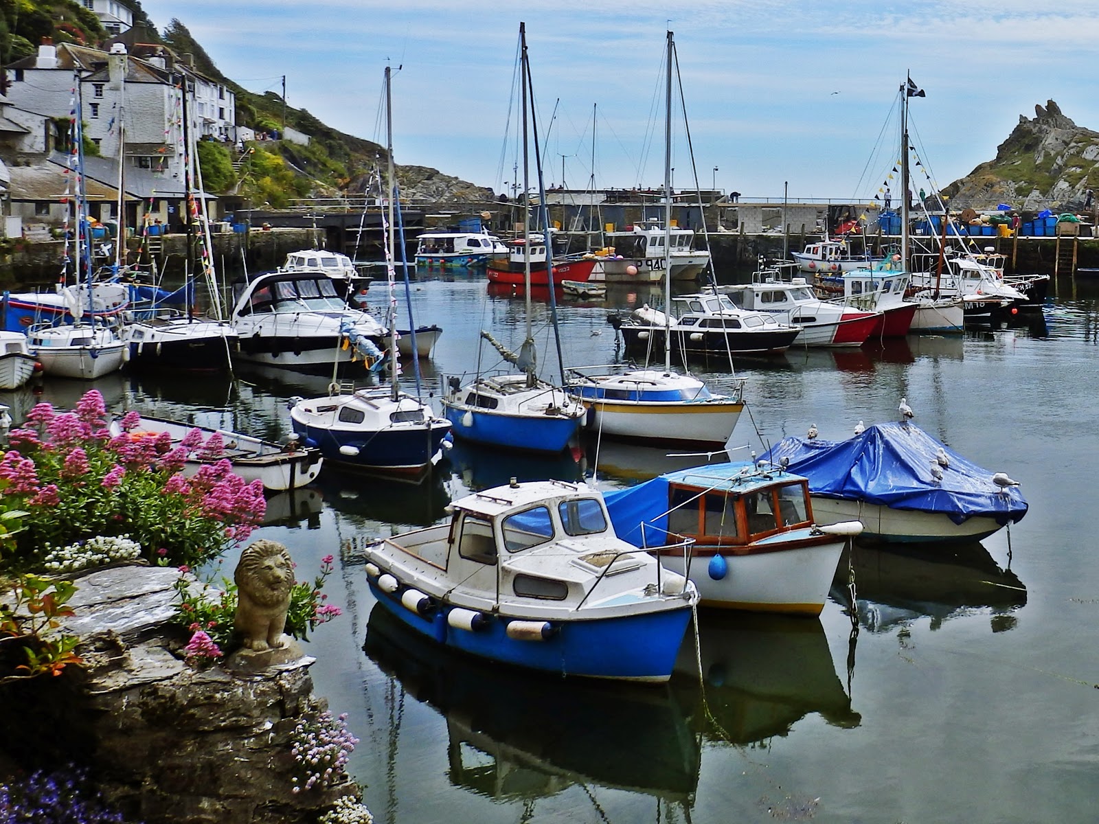 Mike's Cornwall Photos Of Polperro Harbour, Cornwall And Its Boats and