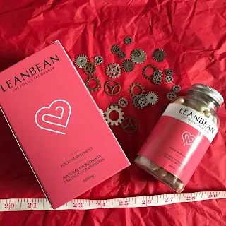 pink flat lay of leanbean bottle