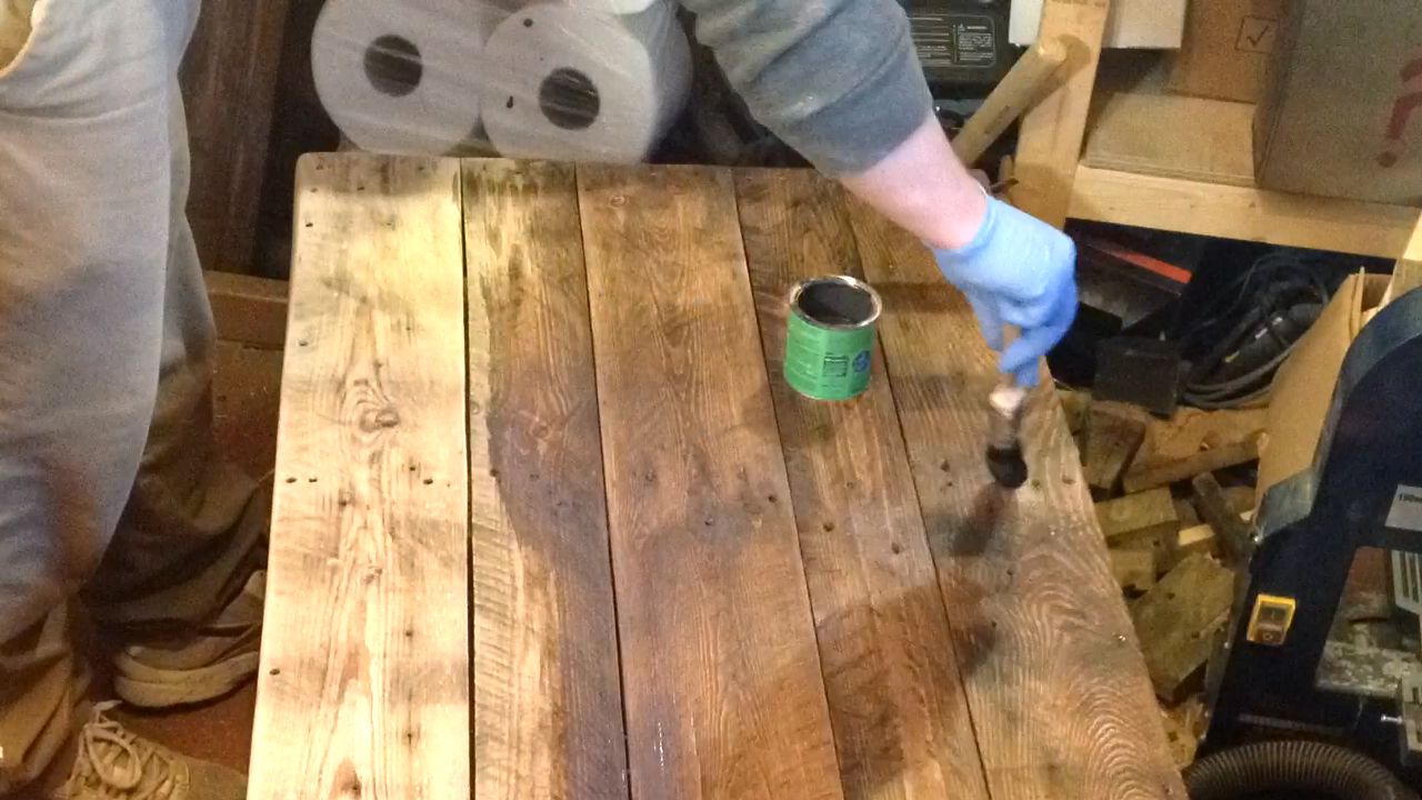 BearWoodWork How to Make a Coffee Table from Reclaimed Pallet Wood