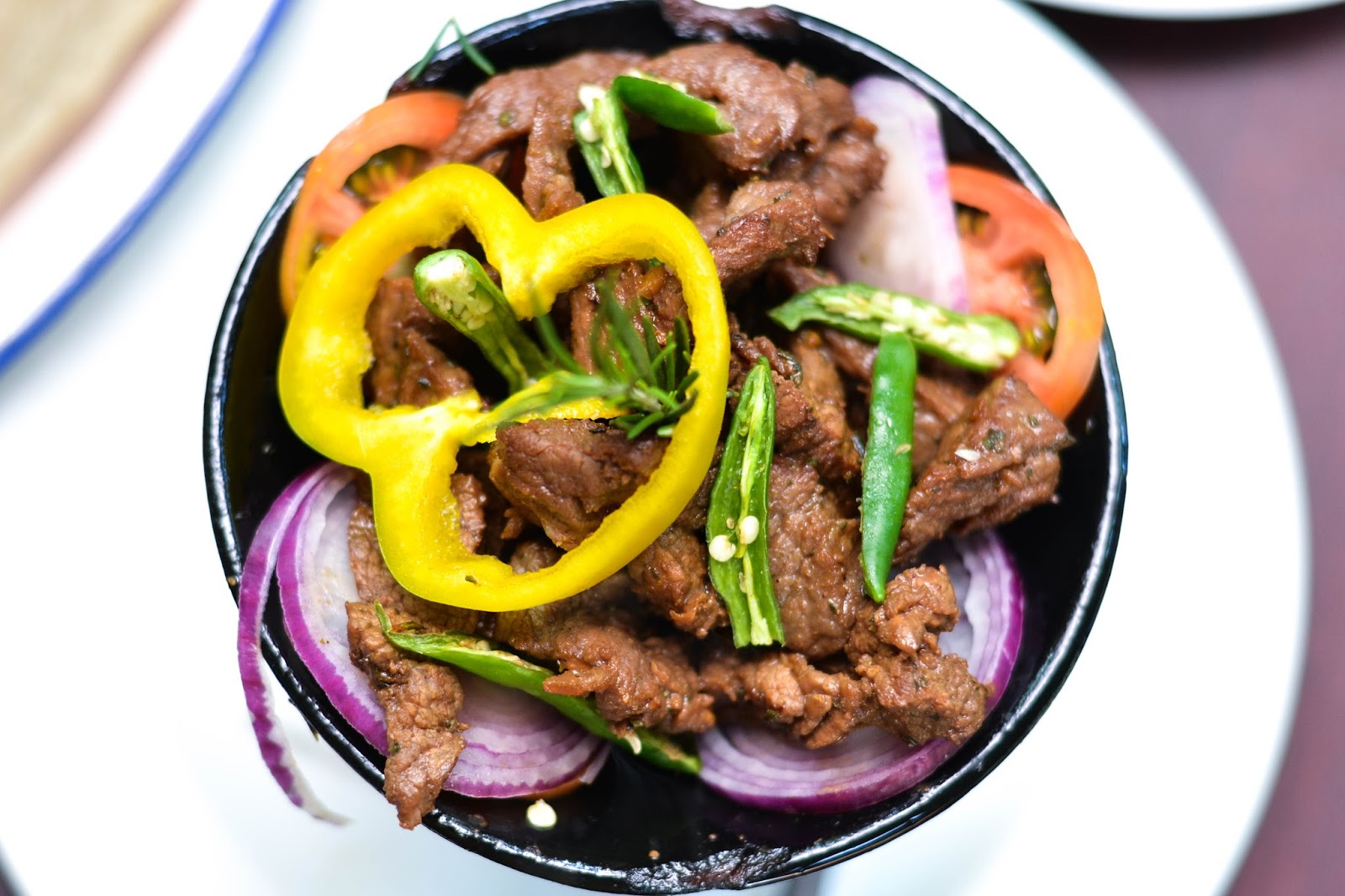 beef tips with onions and peppers 