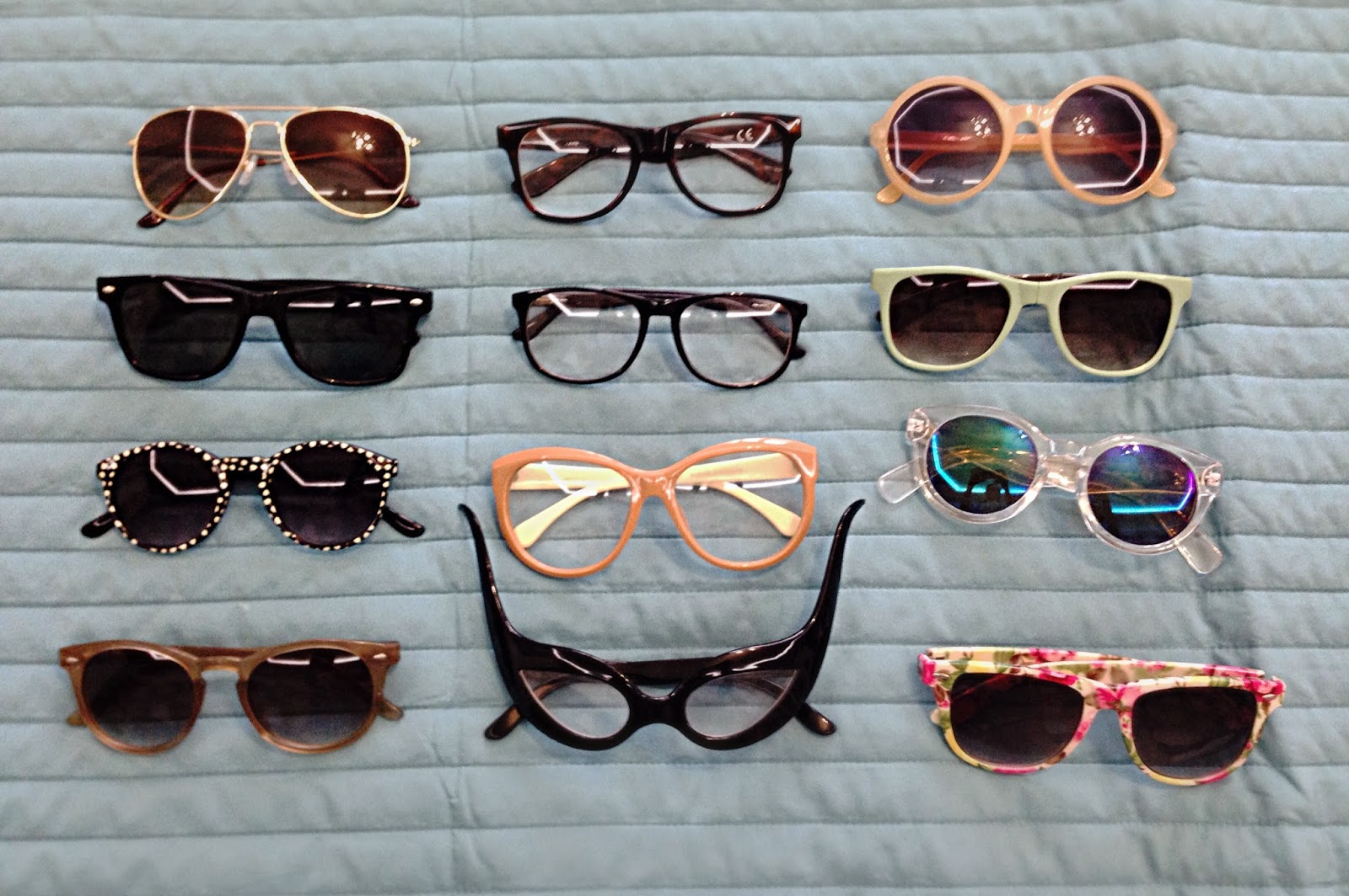Очки collection. Коллекция солнцезащитных очков. Крутые очки. Коллекционирование очков. Коллекционные очки.